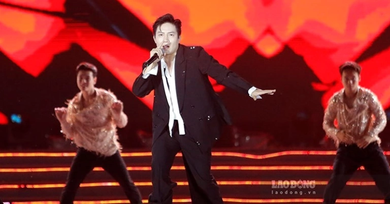 Anh Tú: Hành trình âm nhạc và những bản hit định hình sự nghiệp