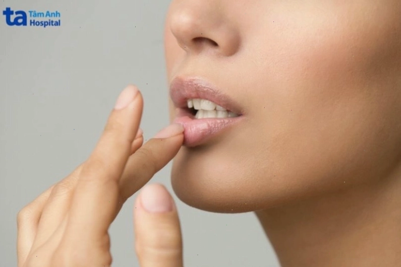 Bảng giá khử thâm môi tại các cơ sở khác nhau