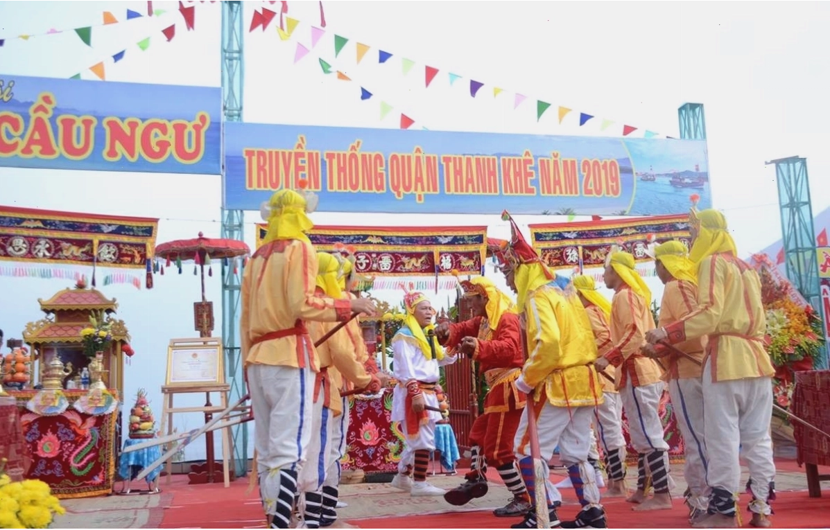Cảnh biển Đà Nẵng nhìn từ xa