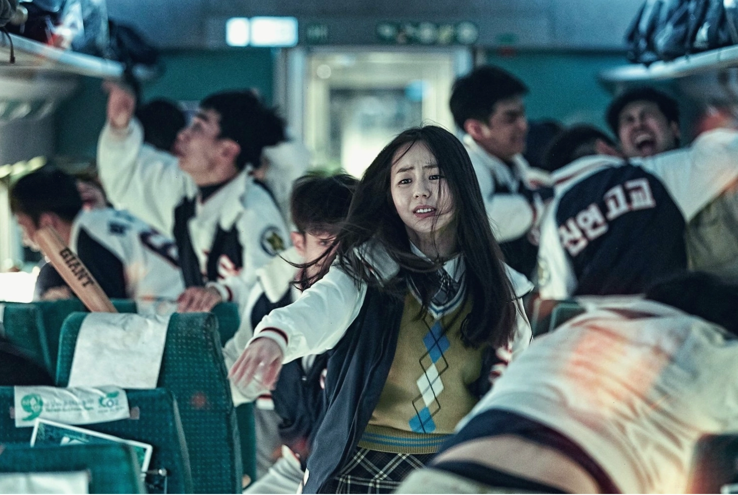 Cảnh trong phim Chuyến tàu sinh tử - Train to Busan (2016)