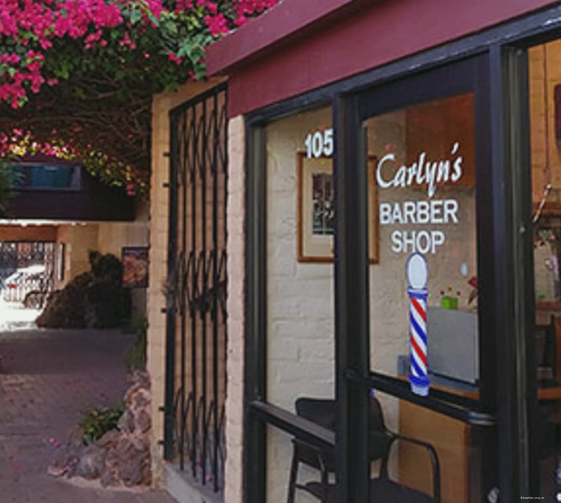 Carlyn's Barber Shop - một ví dụ về không gian Barber Shop ấn tượng