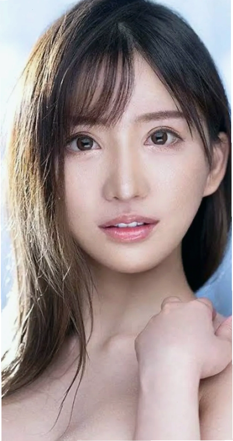 Chân dung Karen Yuzuriha với thần thái cuốn hút và đầy tự tin