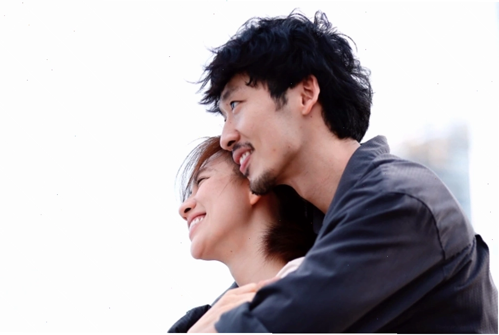 Diễn viên Tuấn Trần và Phương Anh Đào trong một cảnh phim Mai