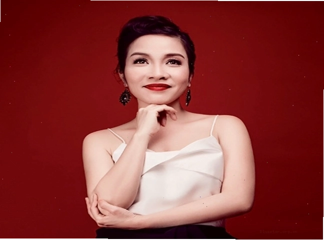 Diva Mỹ Linh với vẻ đẹp vượt thời gian