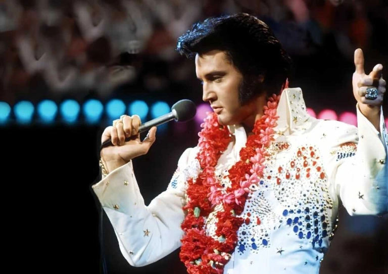 Elvis Presley: Huyền thoại nhạc Rock và những góc khuất gây tranh cãi