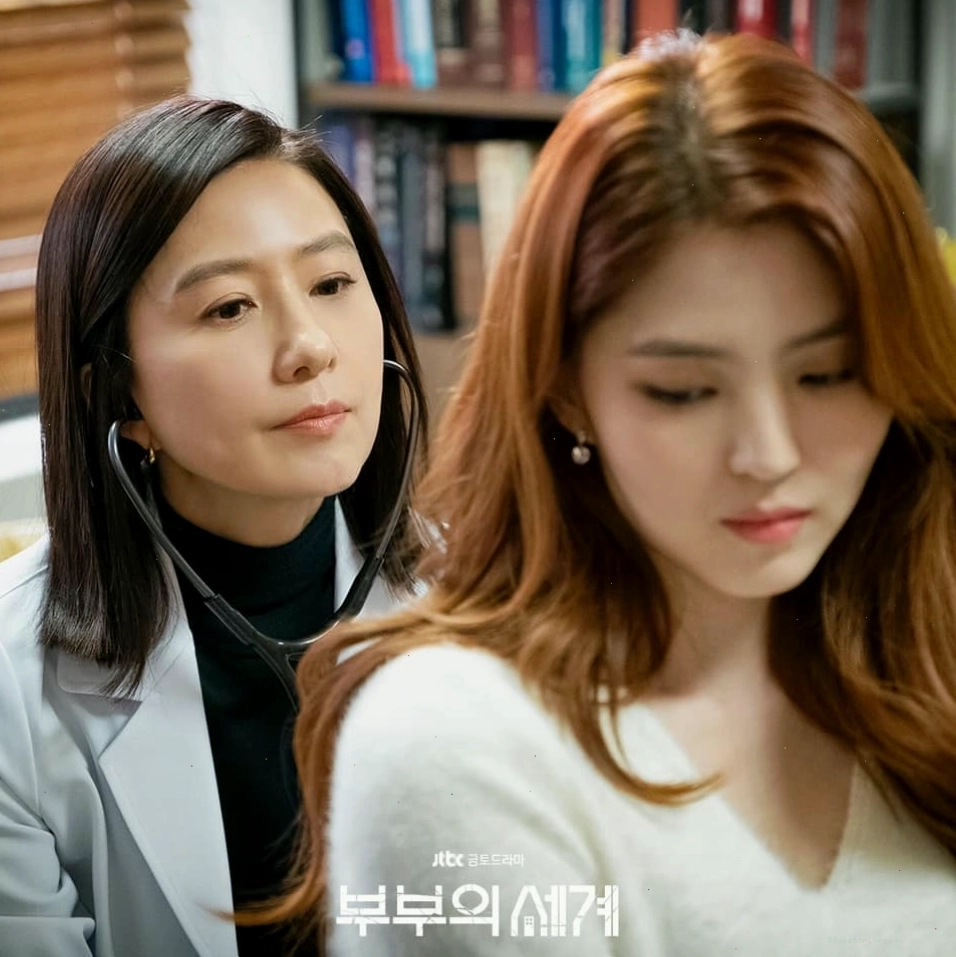Han So Hee ấn tượng trong vai diễn "tiểu tam" phim Thế giới hôn nhân