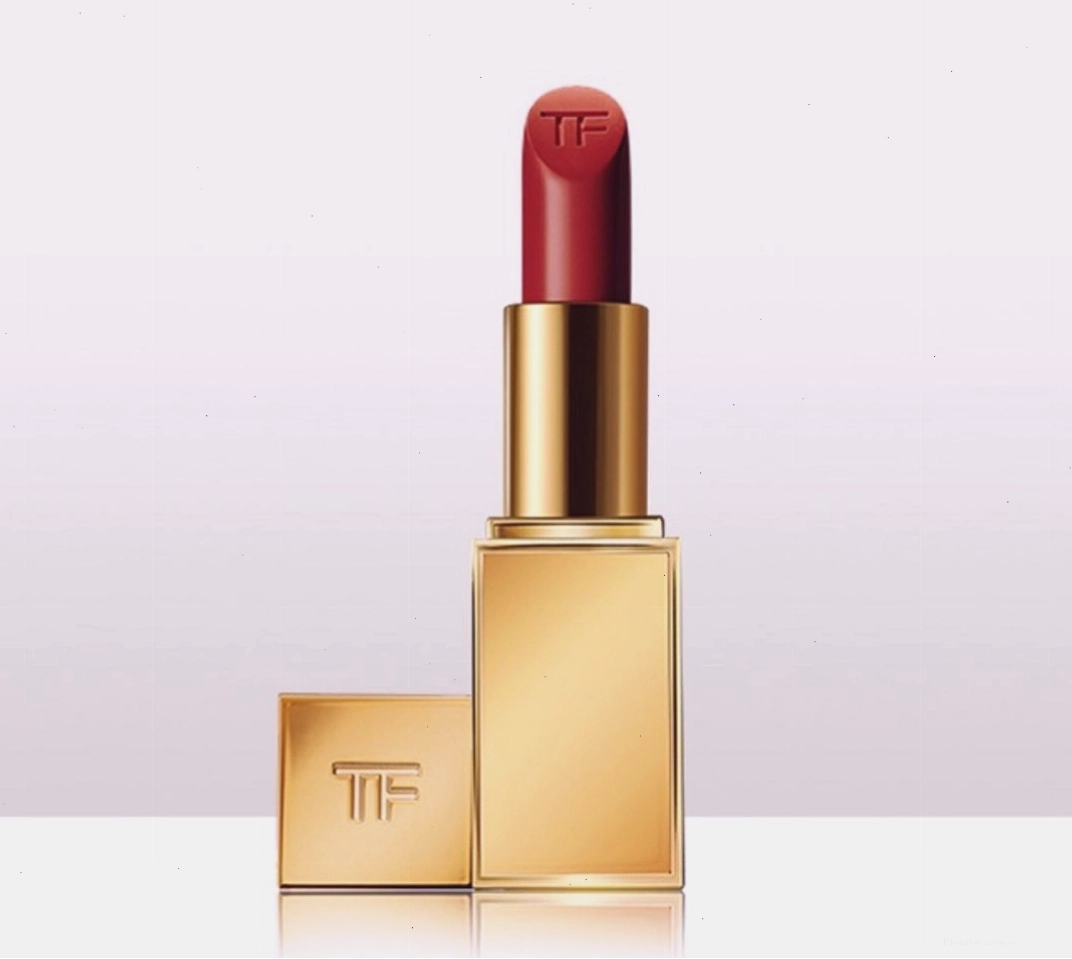 Hãng son Tom Ford biểu tượng của sự xa xỉ và quyến rũ