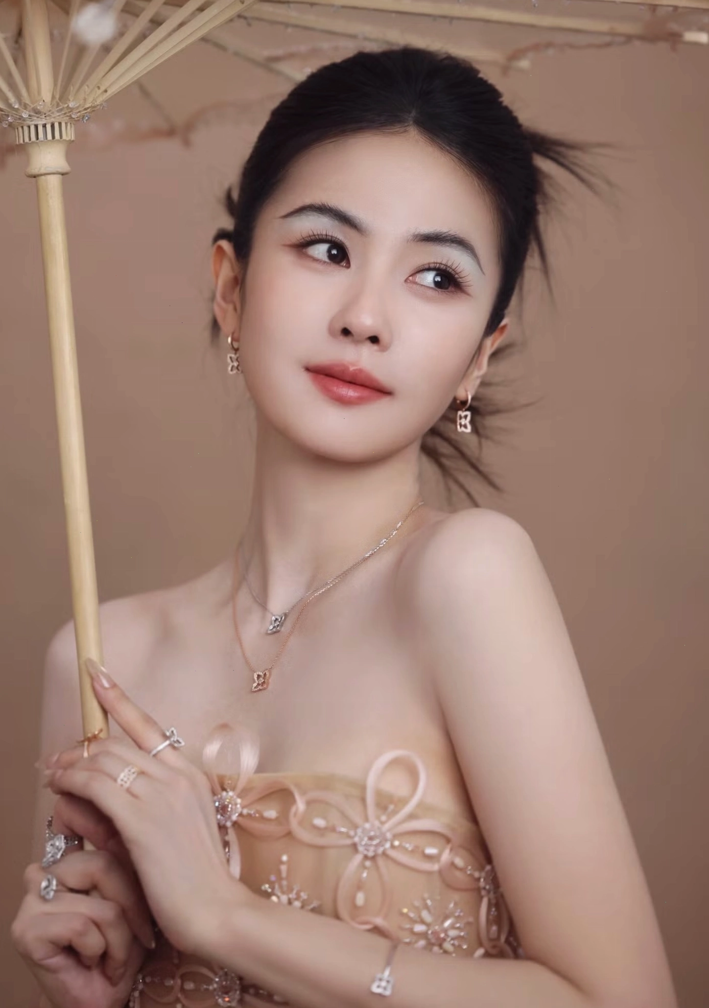 Hoạt động của Bạch Lộc