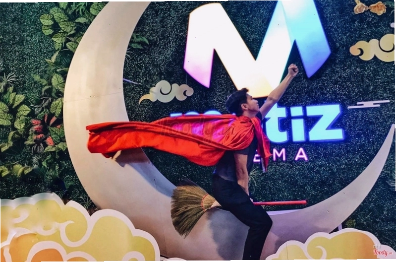 Khán giả thưởng thức phim tại rạp Metiz Cinema