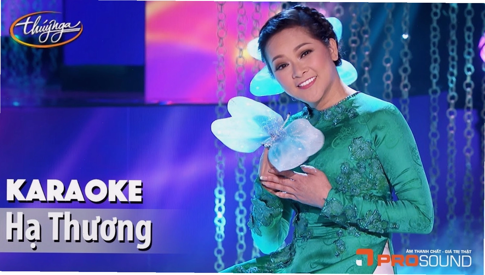 Không gian karaoke ấm cúng với dàn âm thanh sống động