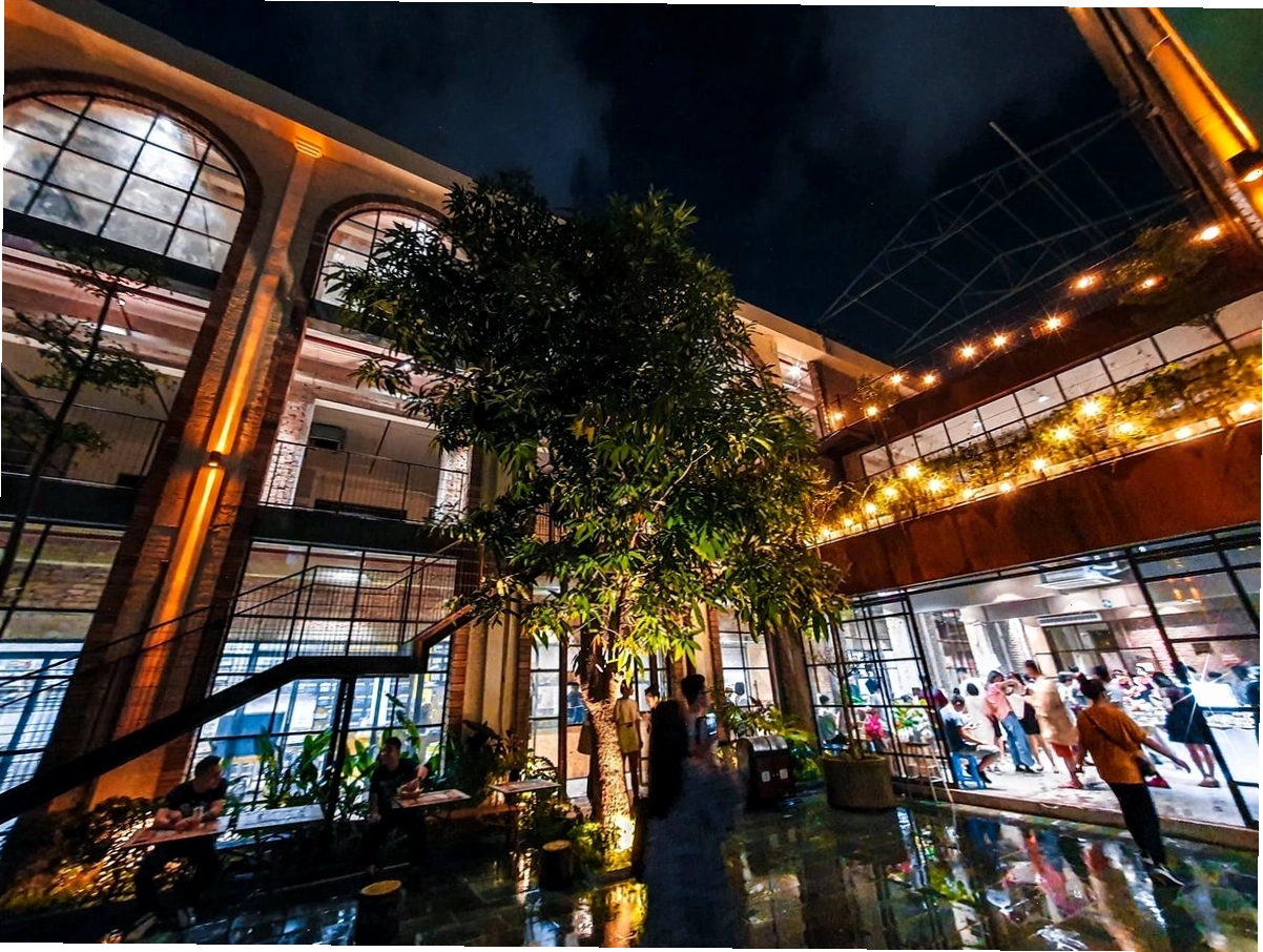 Không gian nghệ thuật và triển lãm tại COMPLEX 01