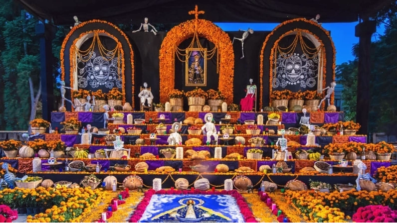 Không khí vui tươi của Lễ hội Người Chết Día de Muertos
