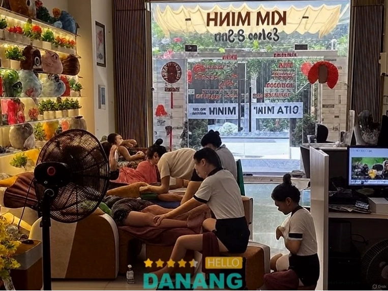 Khu vực làm móng tại Kim Minh Salon & Spa