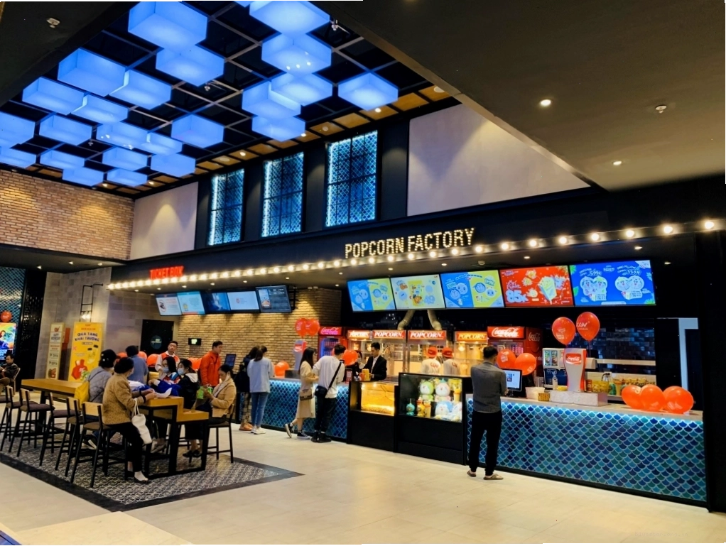 Khu vực quầy bắp nước và đồ ăn tại CGV