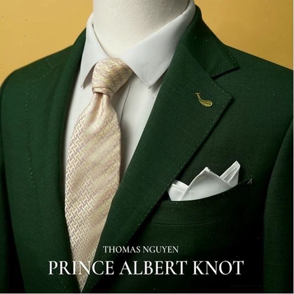 Kiểu thắt cà vạt Prince Albert với hai vòng quấn