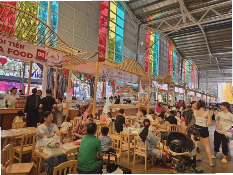 Lễ hội Trái cây Nam Bộ tại Suối Tiên
