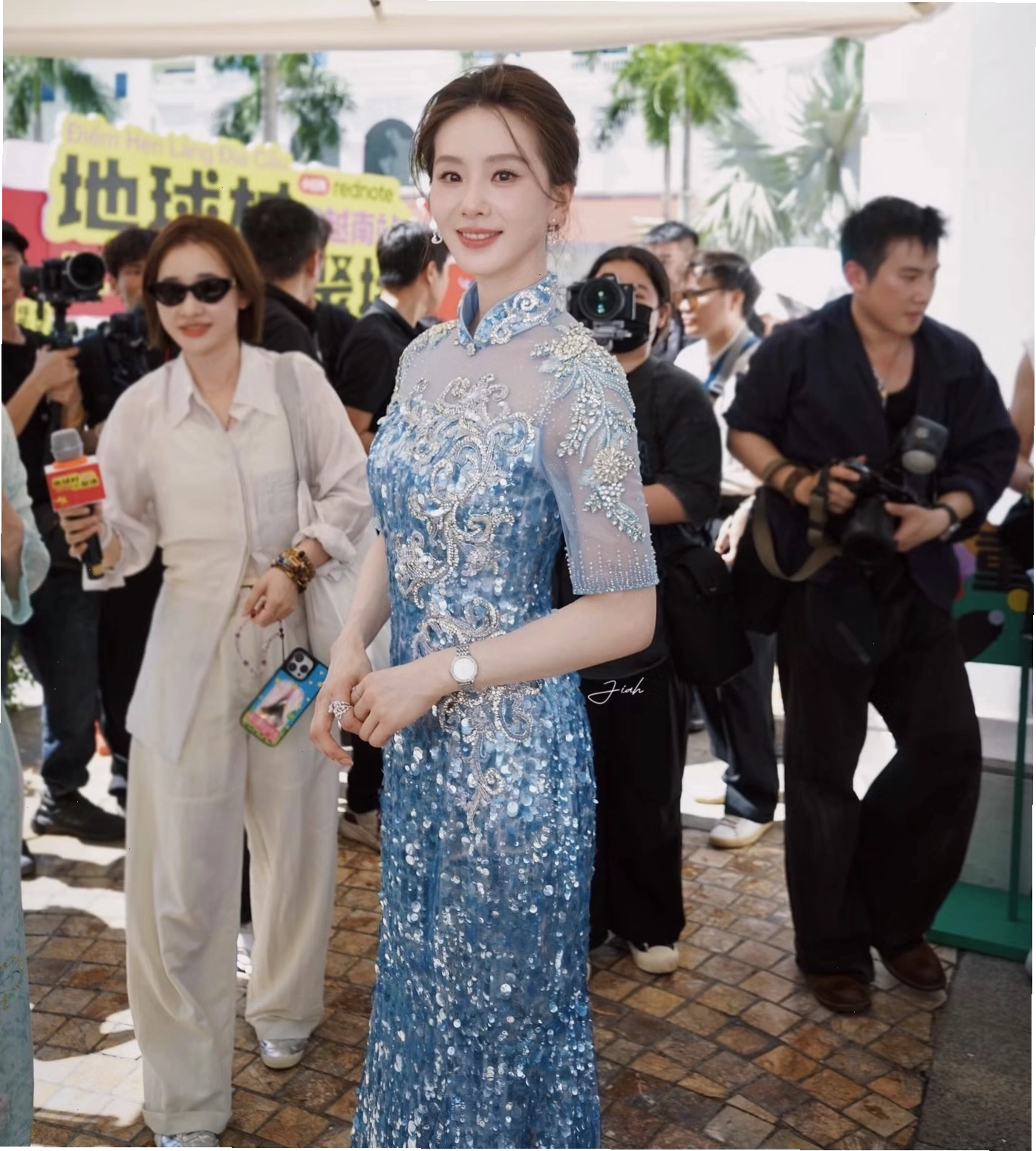 Lưu Thi Thi sở hữu khí chất thanh lịch hiếm có