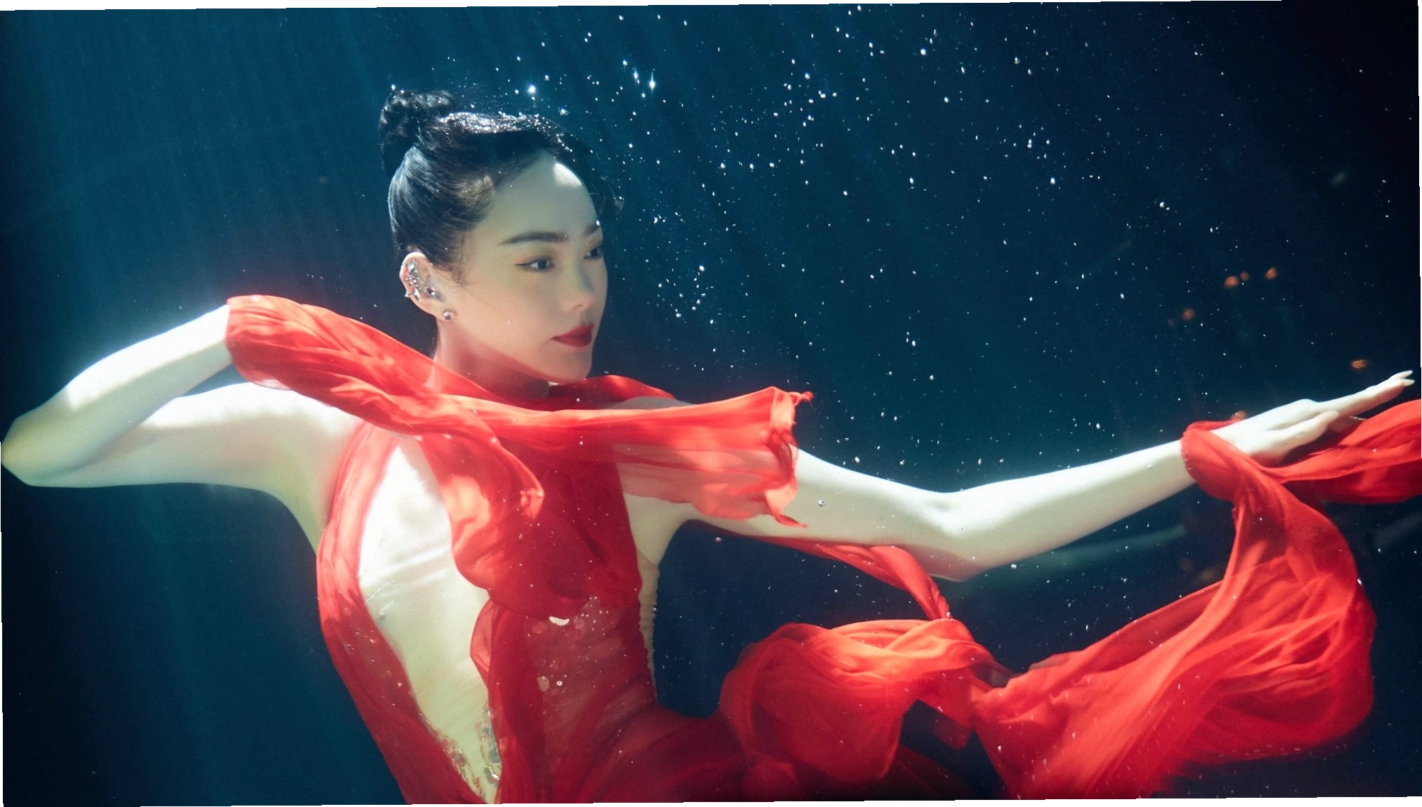 Minh Hằng trong phim Chị Chị Em Em 2