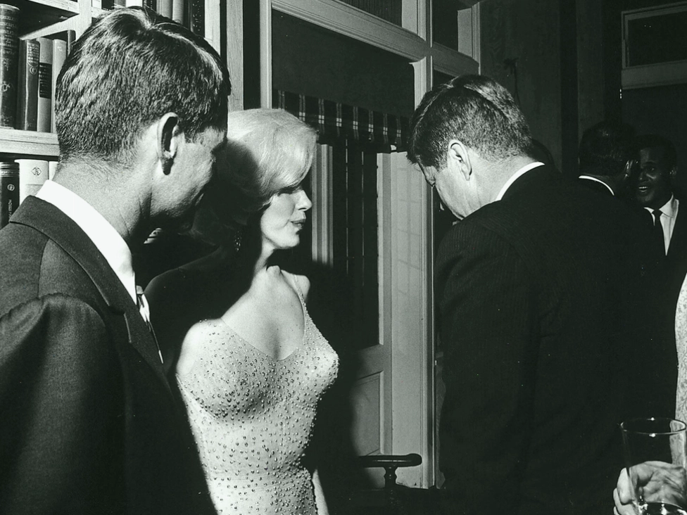 Một hình ảnh tưởng niệm Marilyn Monroe