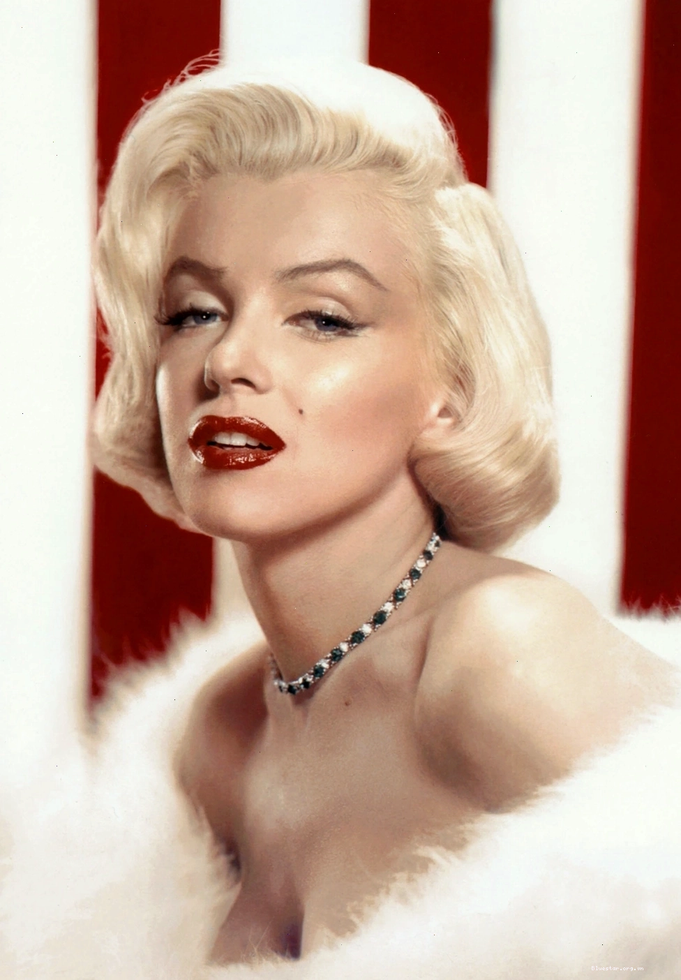 Nhan sắc quyến rũ của Marilyn Monroe