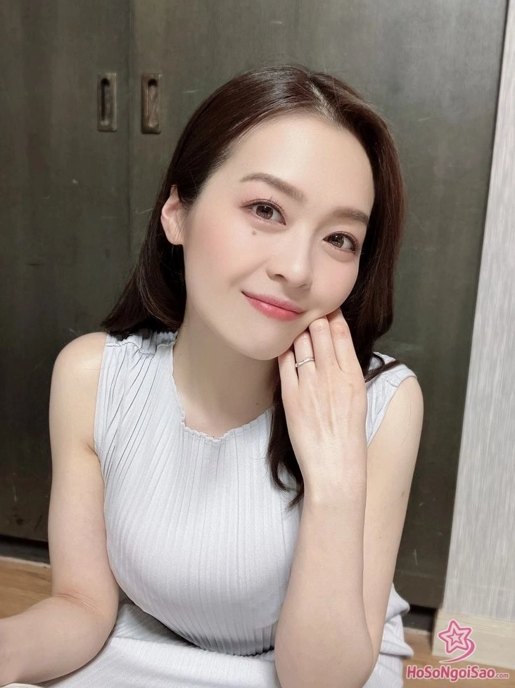 Sayuri Hayama và Bức tranh Công nghiệp Nội dung 18+ Nhật Bản: Góc nhìn Toàn diện