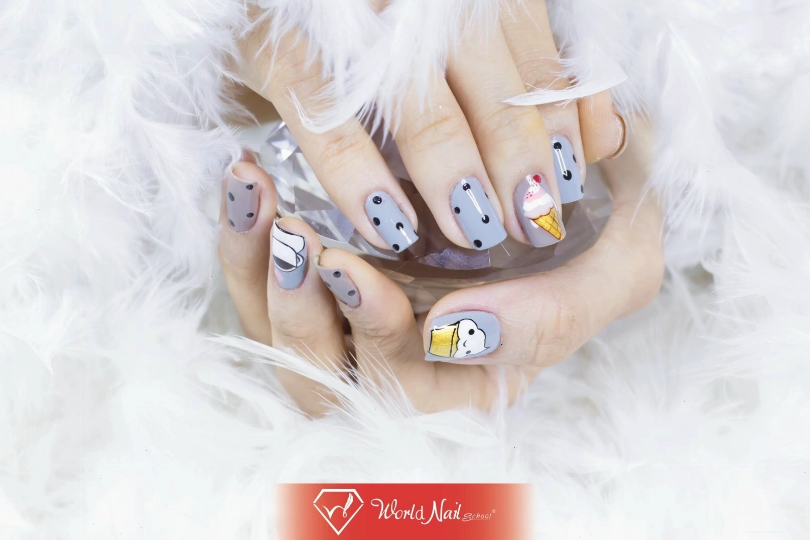 So sánh các loại dụng cụ làm nail