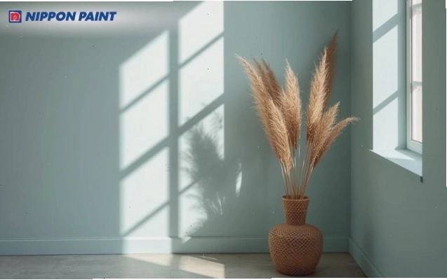 Sơn xanh ngọc lam nhạt giúp không gian trở nên thoáng đãng, dịu mắt, mang lại cảm giác thư giãn