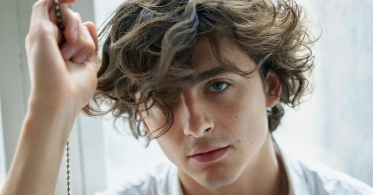 Timothée Chalamet: Hành trình từ 'chàng thơ' Hollywood đến ngôi sao toàn cầu