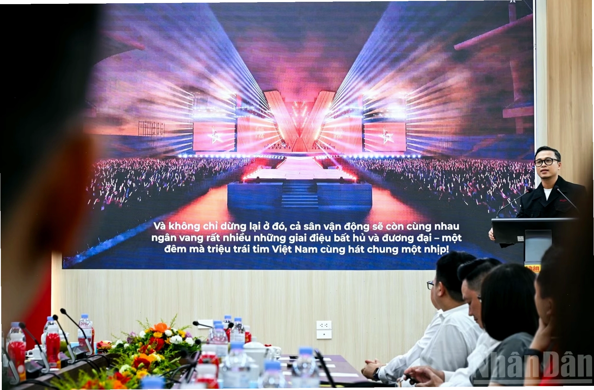 Toàn cảnh sân vận động Mỹ Đình trong concert