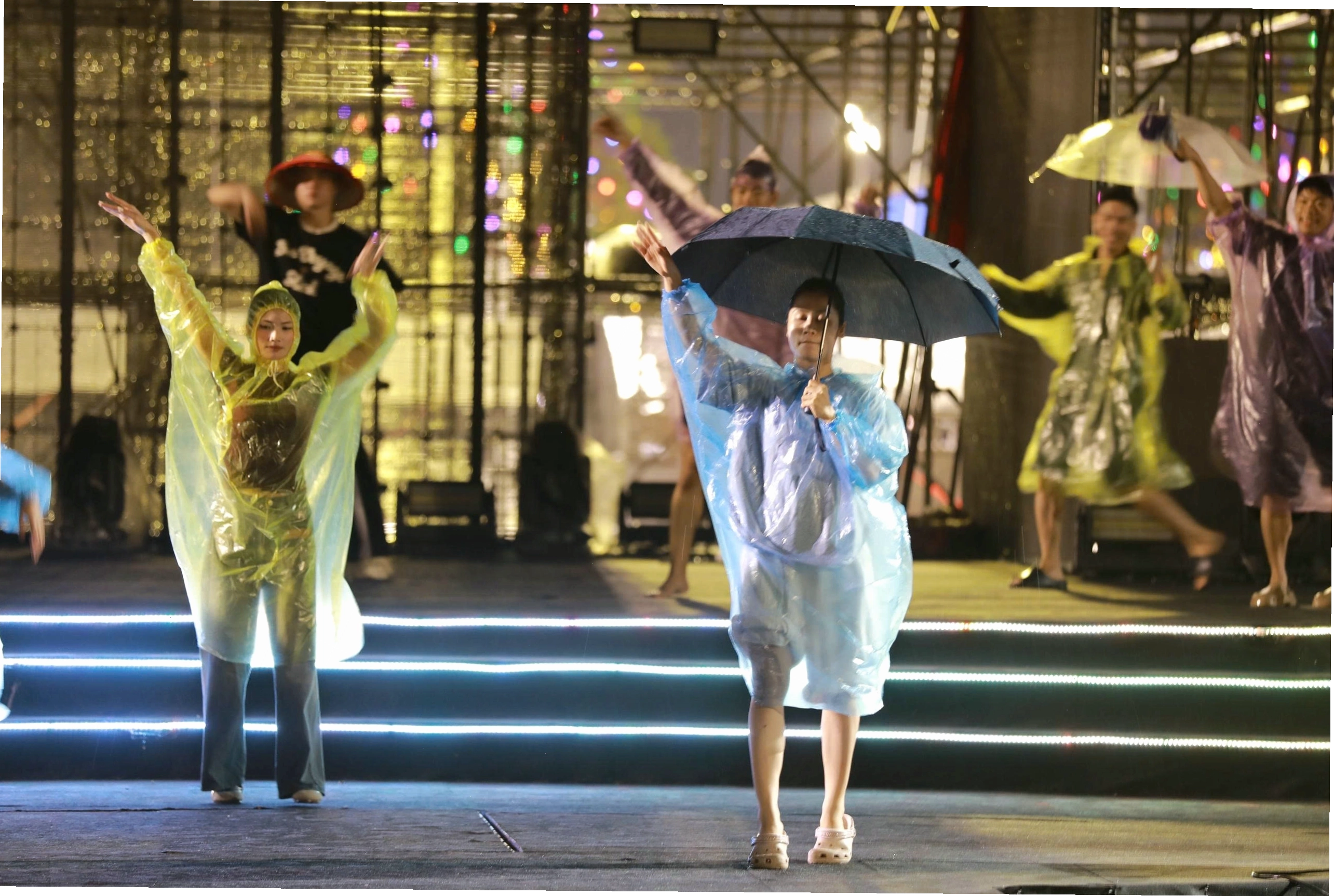 Toàn cảnh tổng duyệt concert Việt Nam trong tôi