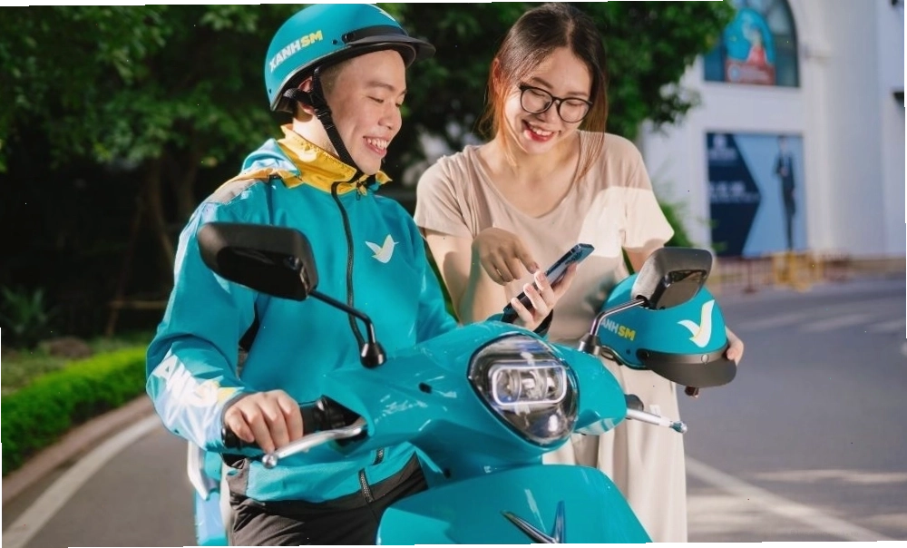 Trải nghiệm di chuyển bằng xe điện Xanh SM đến Galaxy Cinema Tân Bình