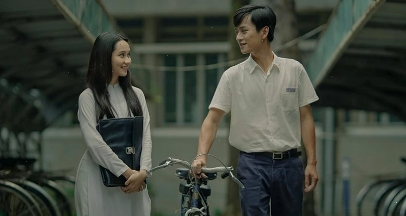 Trần Nghĩa vai Ngạn và Trúc Anh vai Hà Lan trong phim Mắt Biếc